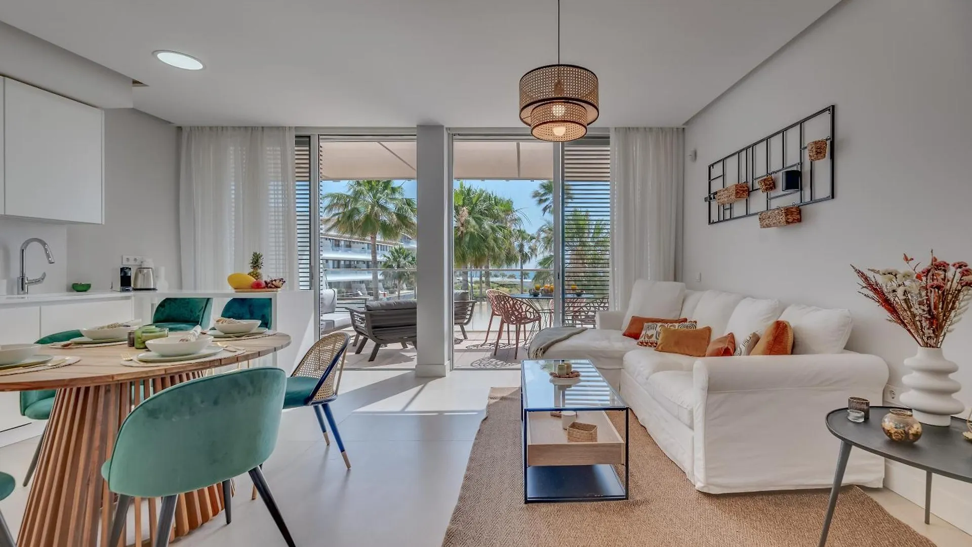 Apartment Edge Luxury Beachfront 2Br With 3 Pools, Wellness, Gym Estepona