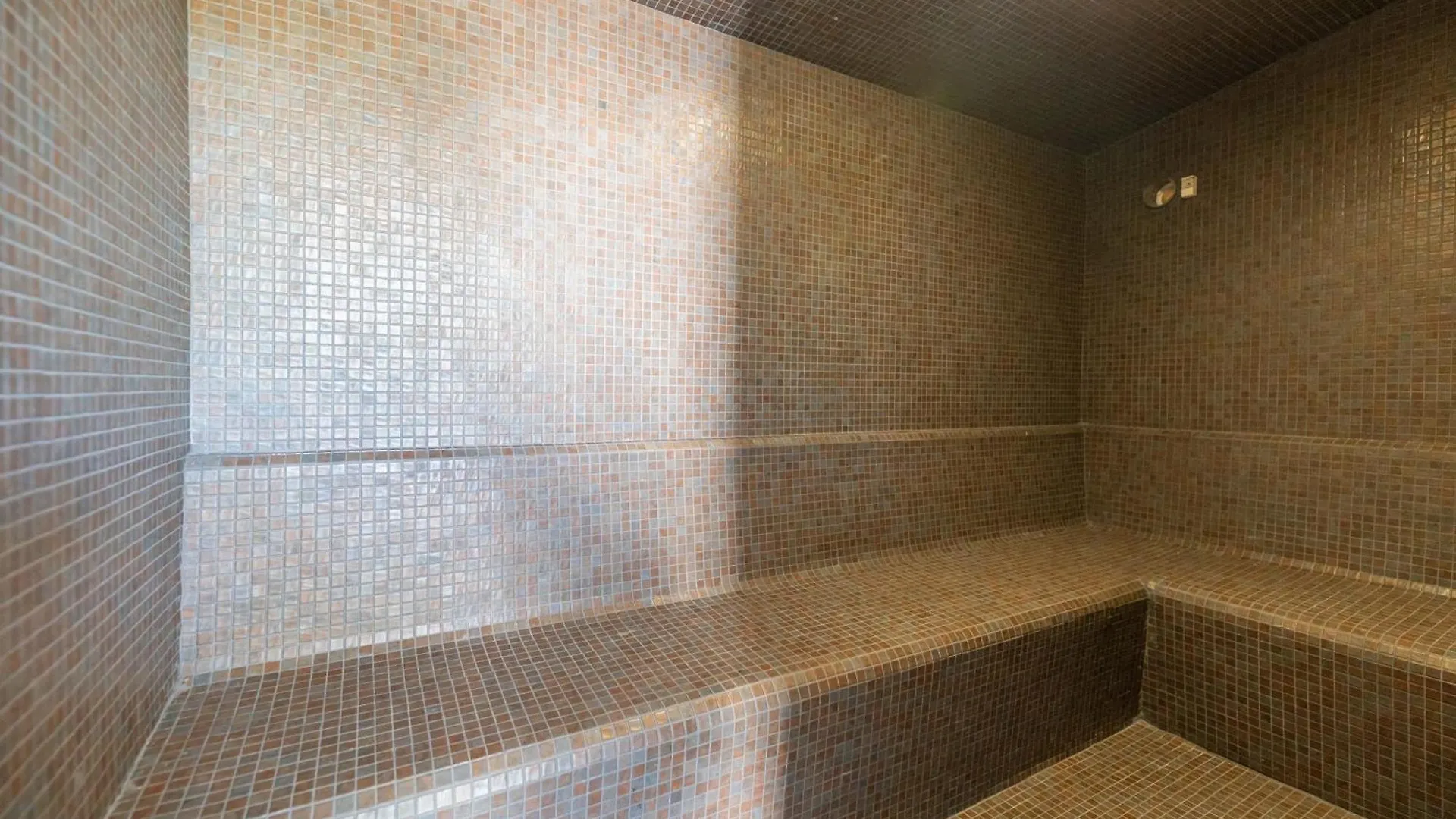 Apartment Edge Luxury Beachfront 2Br With 3 Pools, Wellness, Gym Estepona Spain
