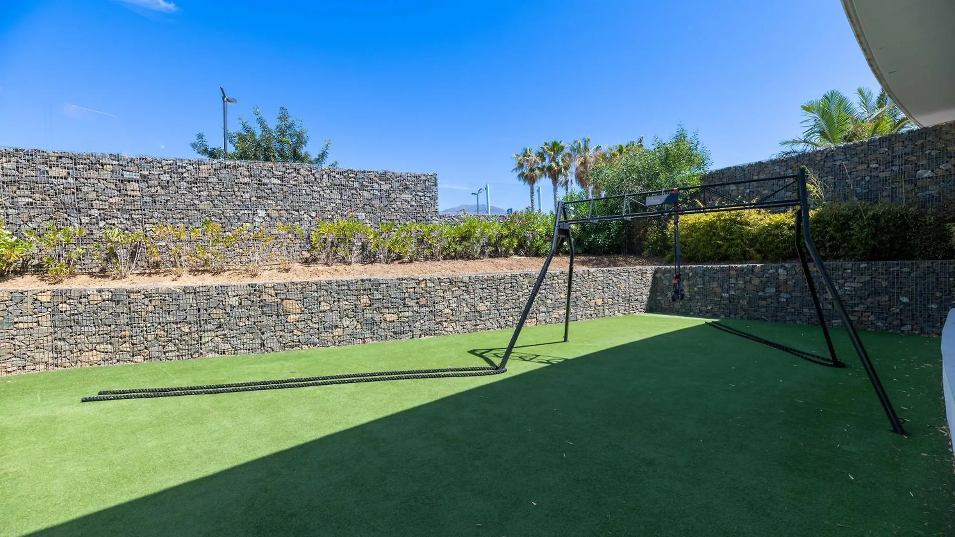 Edge Luxury Beachfront 2Br With 3 Pools, Wellness, Gym Estepona