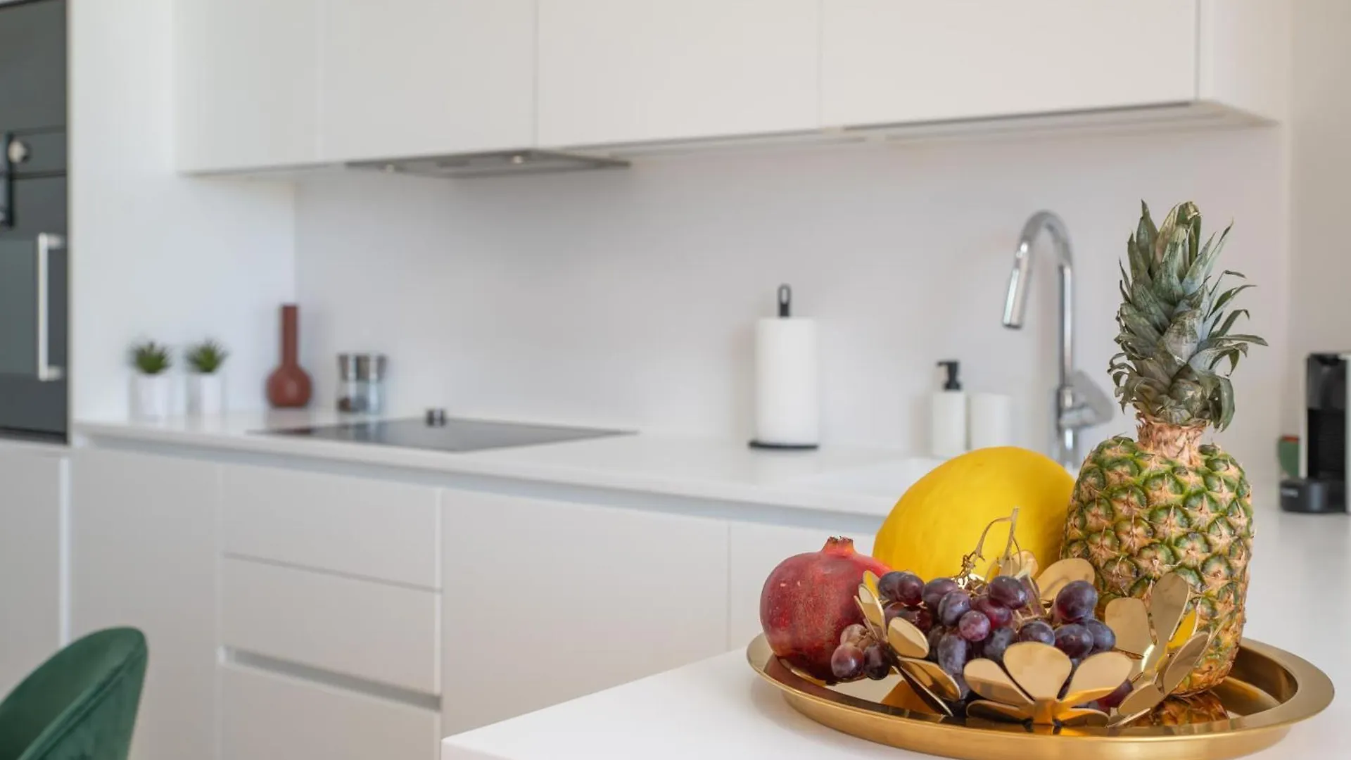Edge Luxury Beachfront 2Br With 3 Pools, Wellness, Gym Estepona