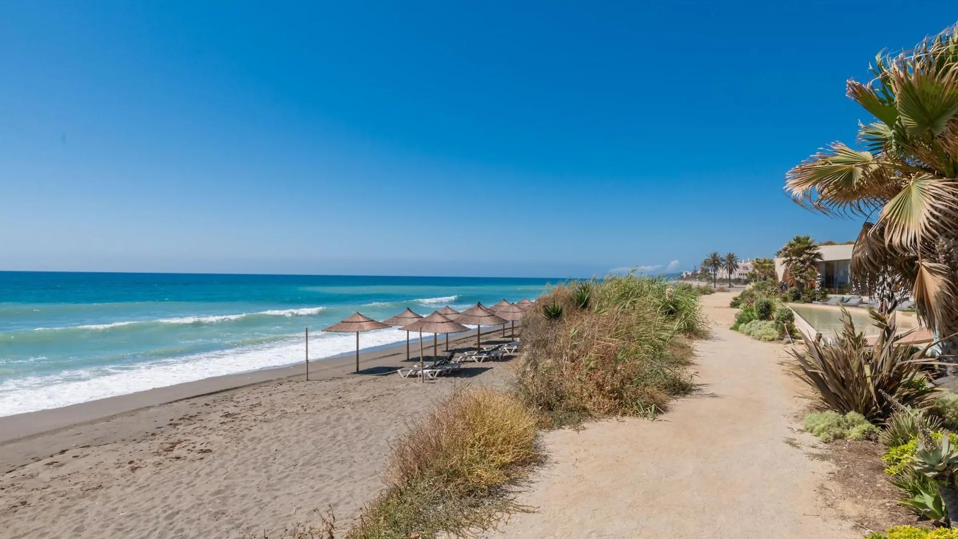 Edge Luxury Beachfront 2Br With 3 Pools, Wellness, Gym Estepona Spain