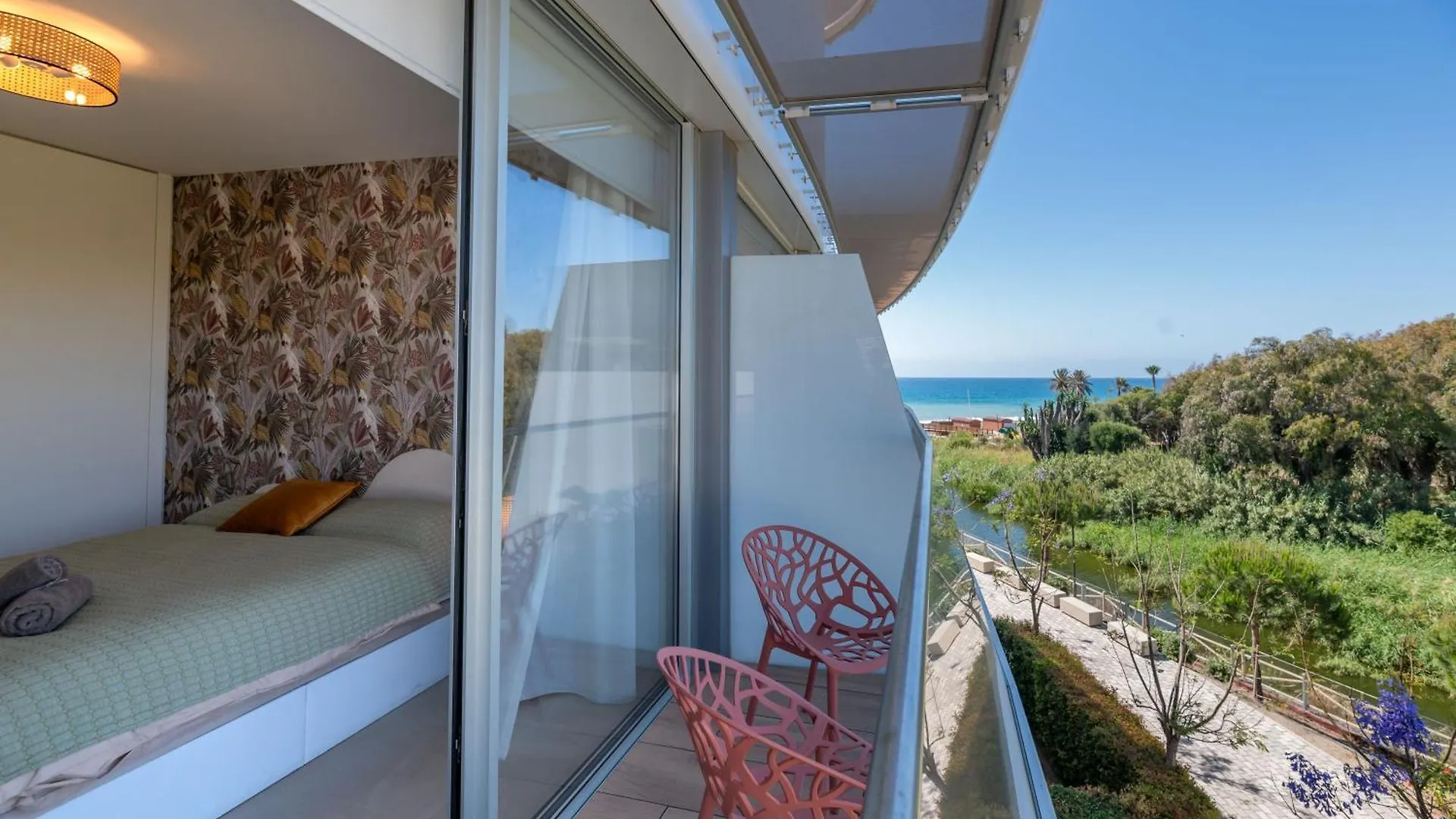 Apartment Edge Luxury Beachfront 2Br With 3 Pools, Wellness, Gym Estepona Spain